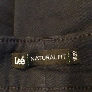 Sale 🎈3/$20 Lee High Waist Lee Natural Fit Navy Blue Capri size 4